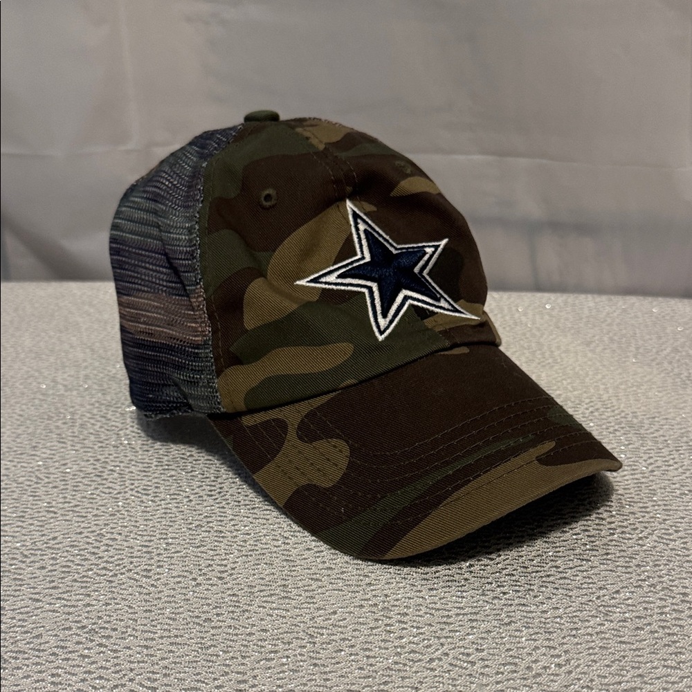 Dallas Cowboys camo trucker hat!